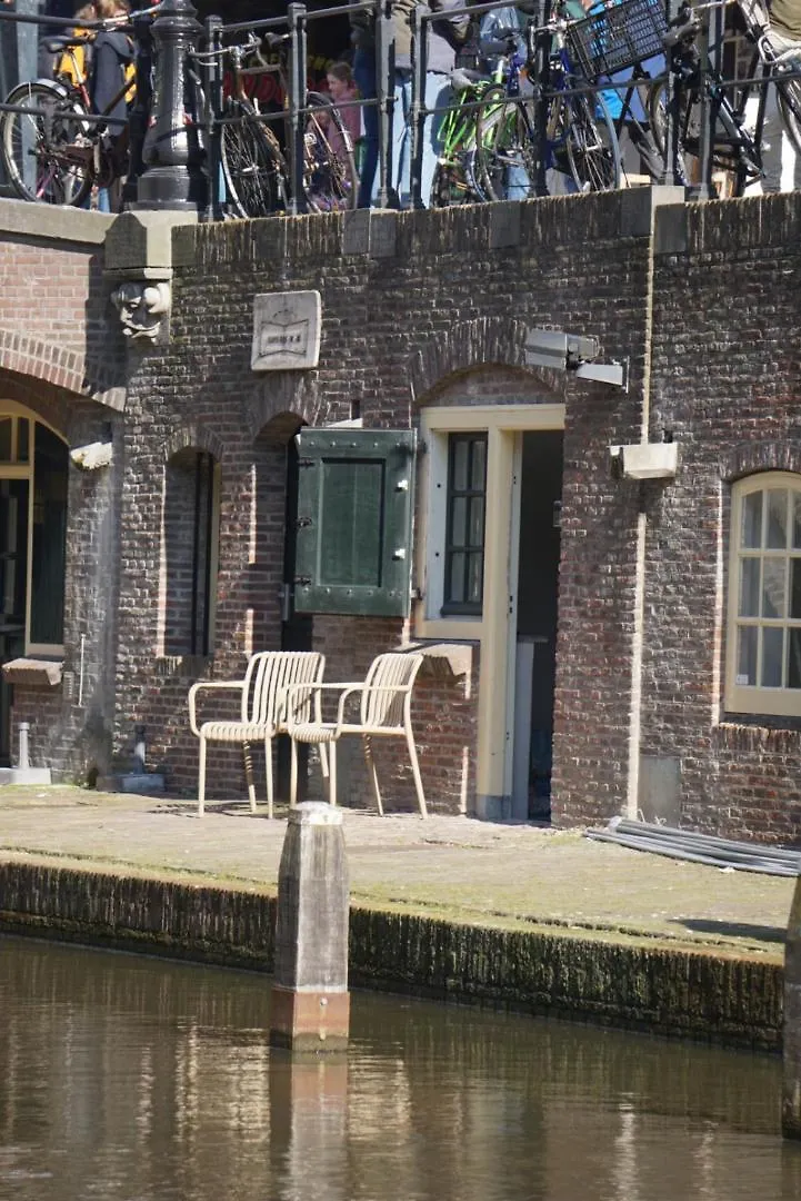 Domnacht Aan De Gracht Aparthotel Utrecht